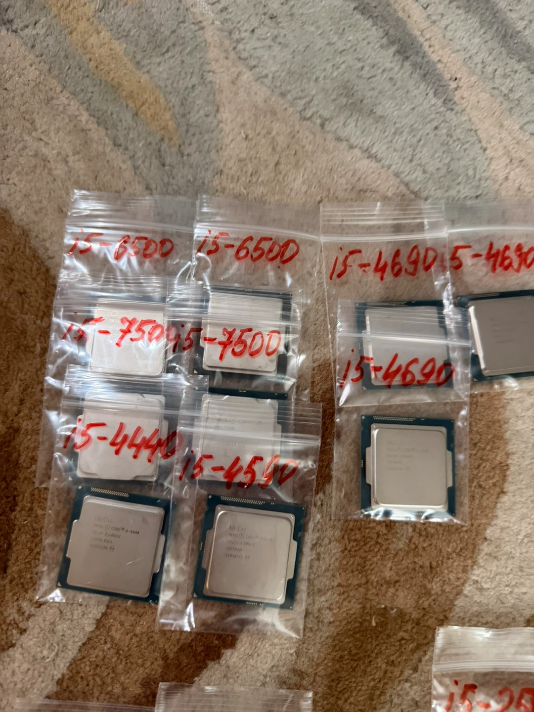 Intel i3 / i5 / i7 CPUs LGA1150/LGA1155/ LGA1151 - photo 2
