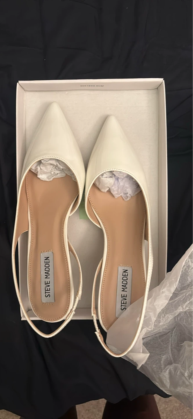 Steve Madden White Slingback Heels - Size 9
