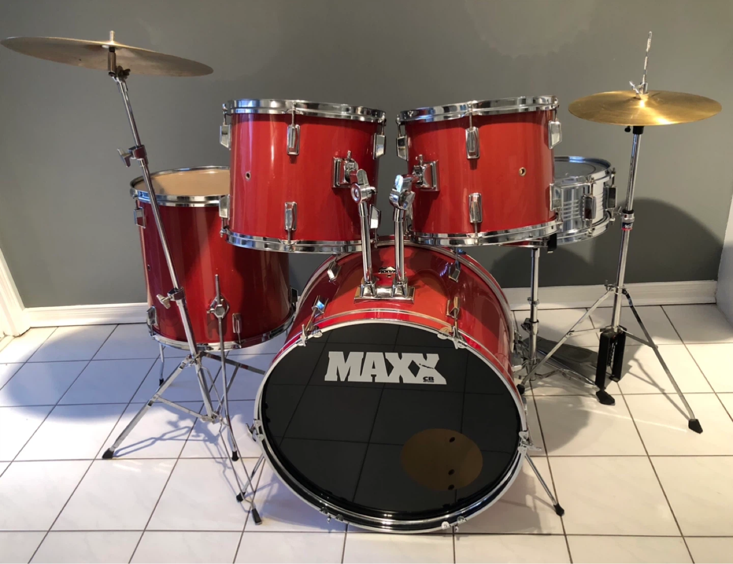 Funky retro 80’s drum set - orange coral