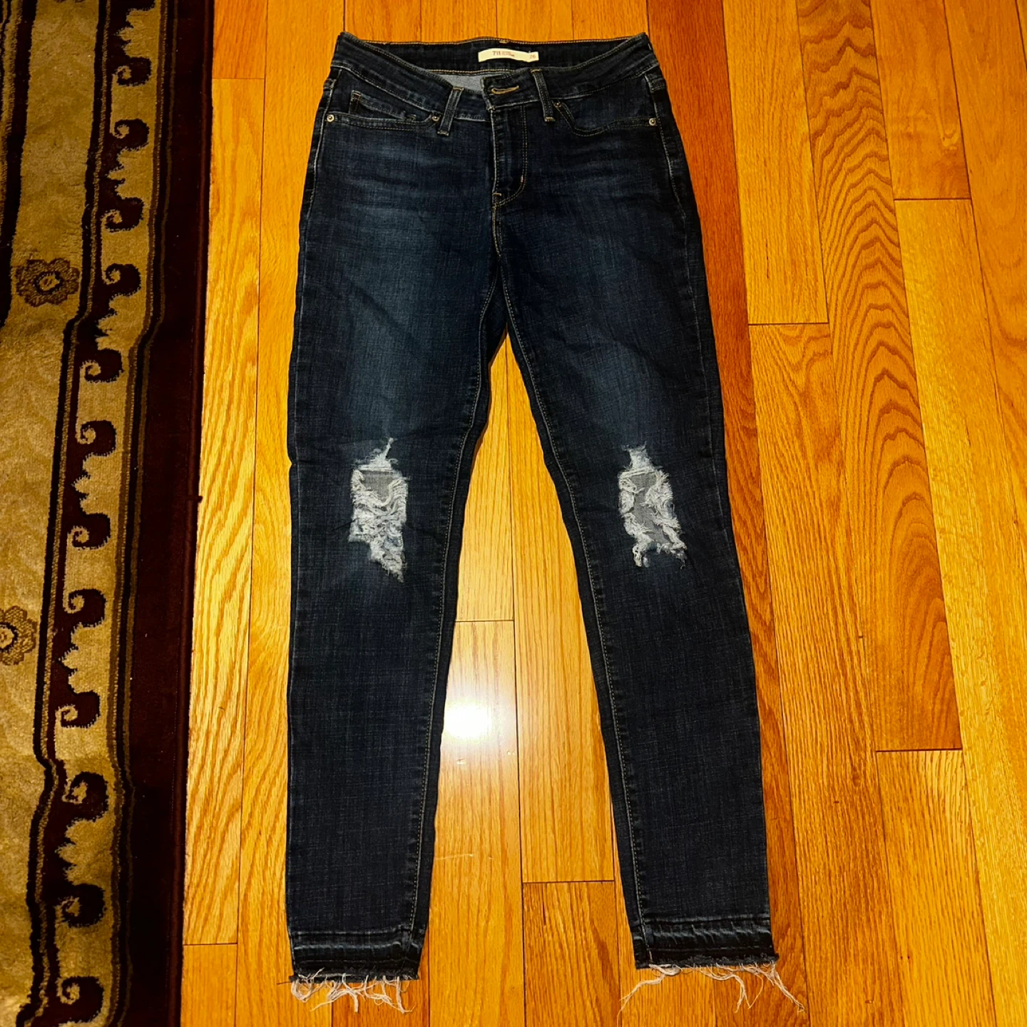 Levi's 711 Skinny Fit "Bermuda" Jeans W26 women’s - photo 2