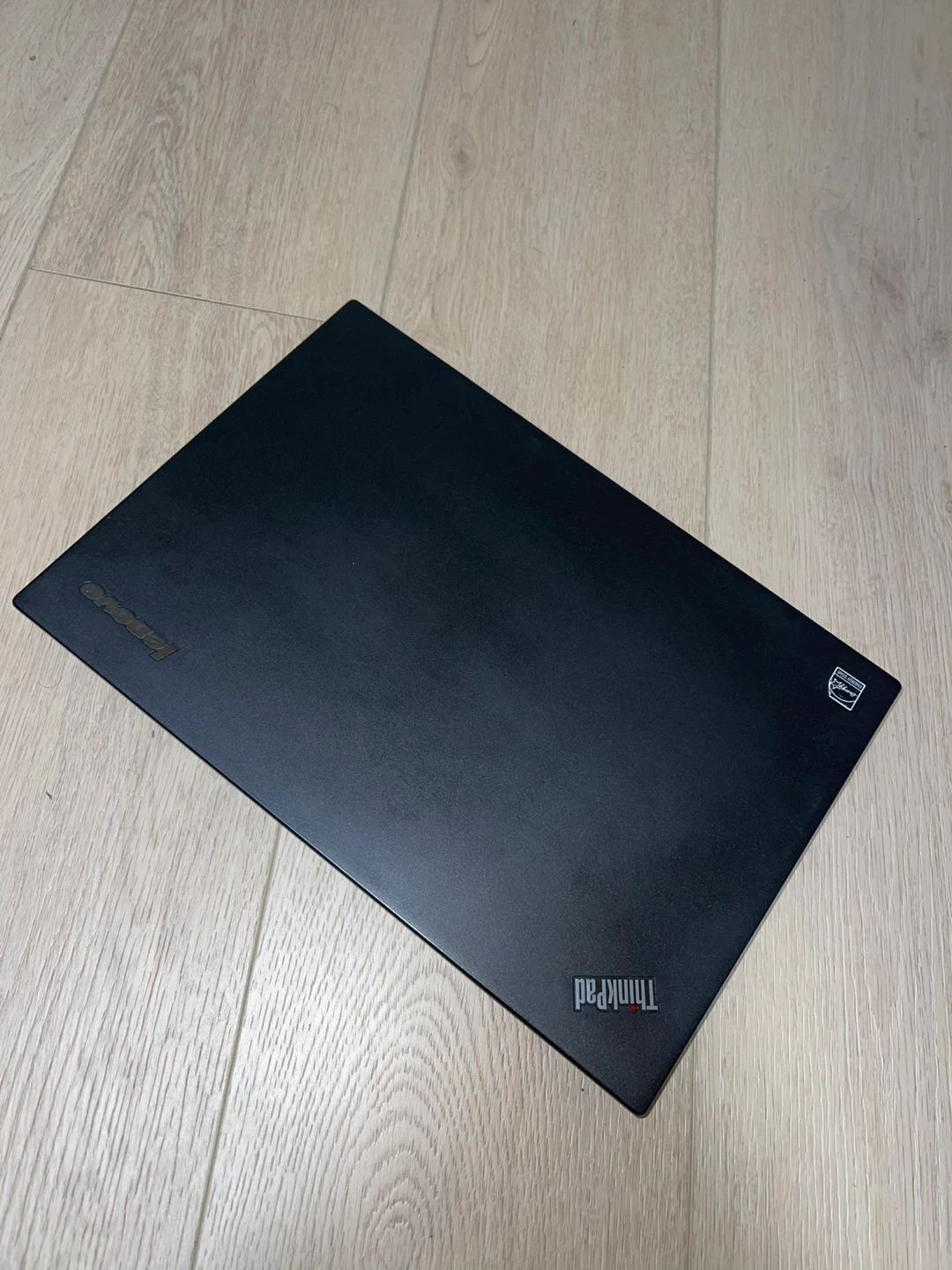 Lenovo ThinkPad T450s Laptop - Intel Core i5 - photo 2