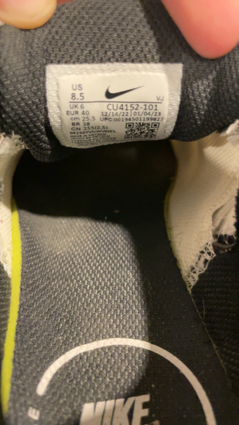 New Nike Air Max - Size US 8.5 - photo 5