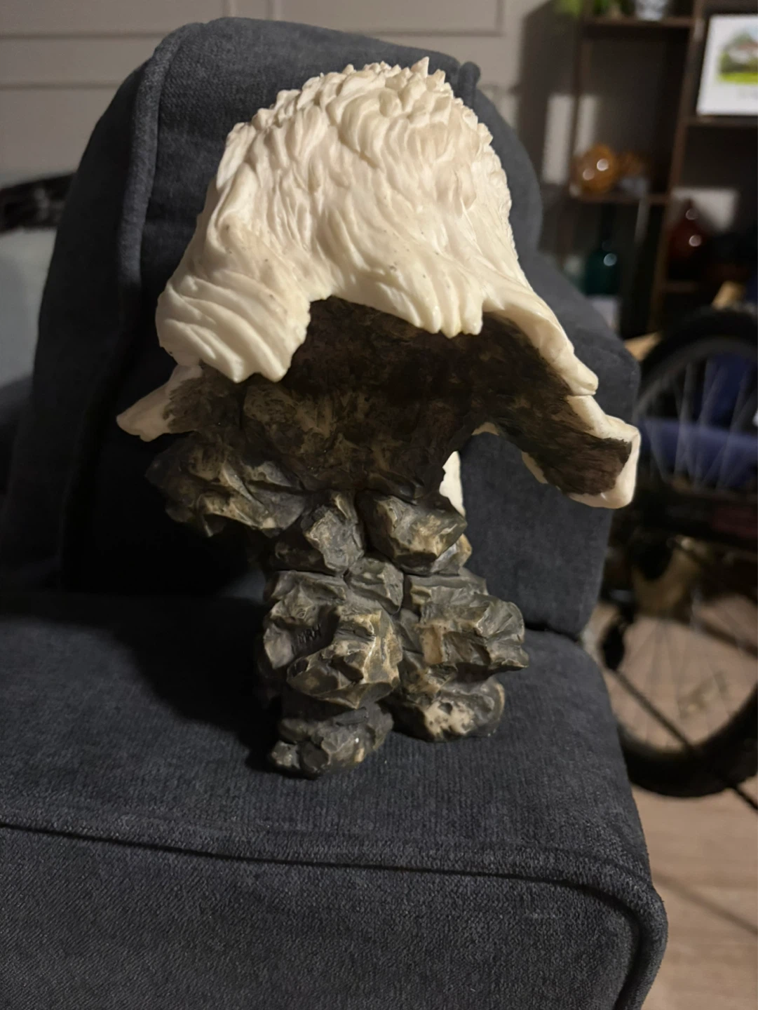 Eagle Head Statue - photo 3