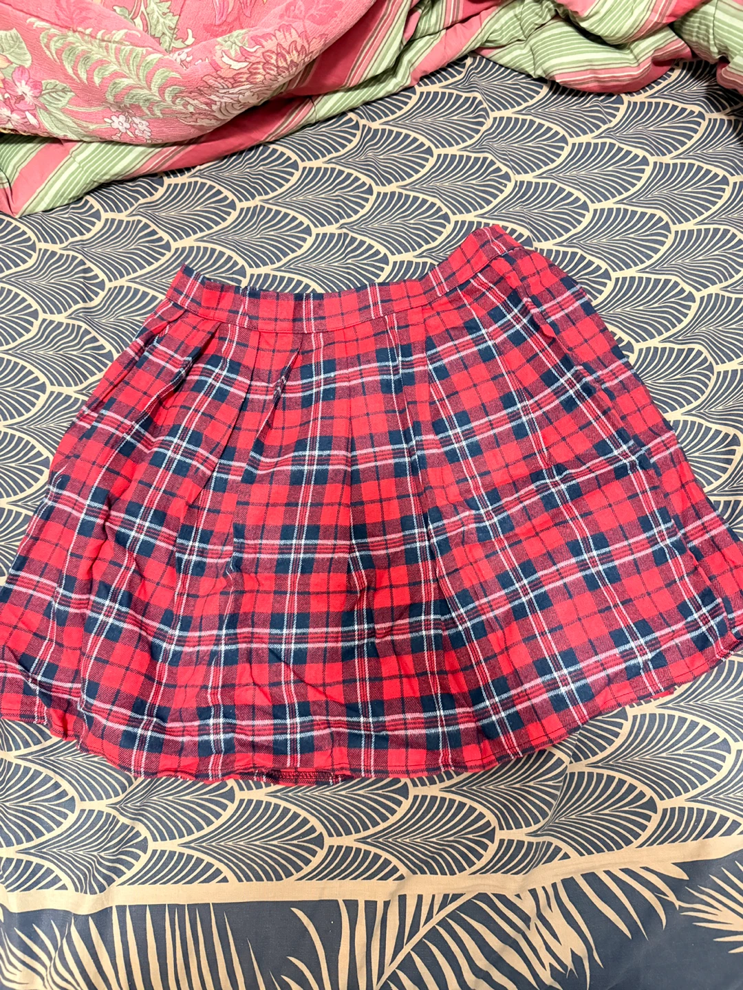 SHEIN Red Plaid Pleated Mini Skirt Size XL