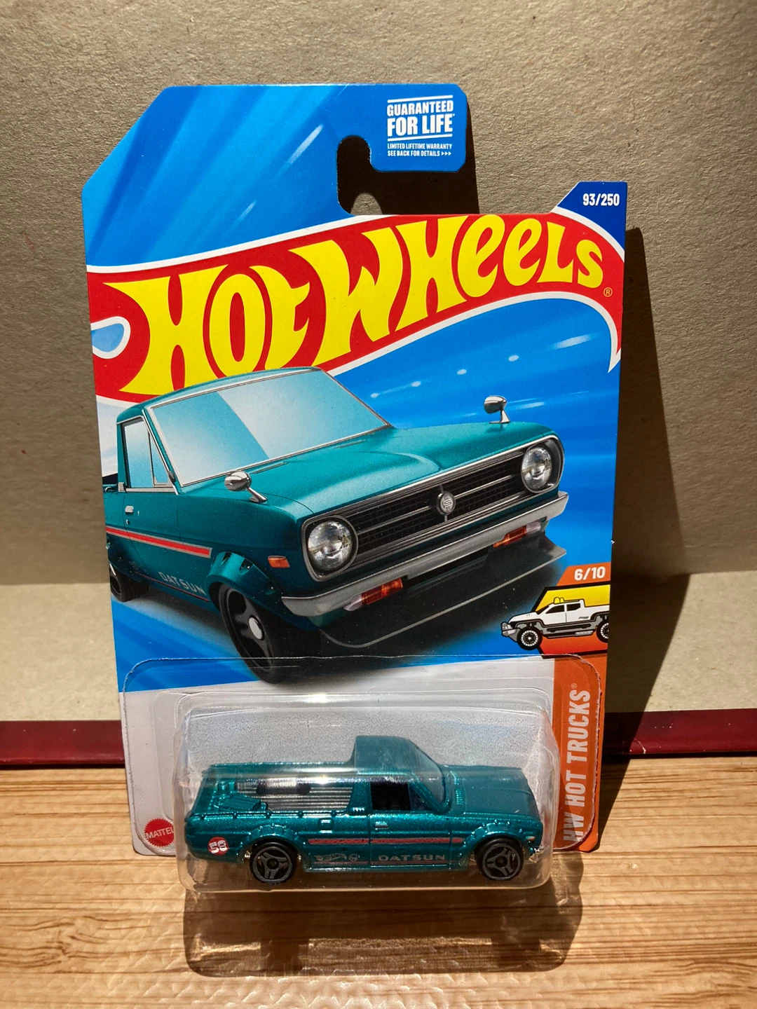Hot Wheels / 1975 Datsun Sunny Truck B120 / Teal Blue