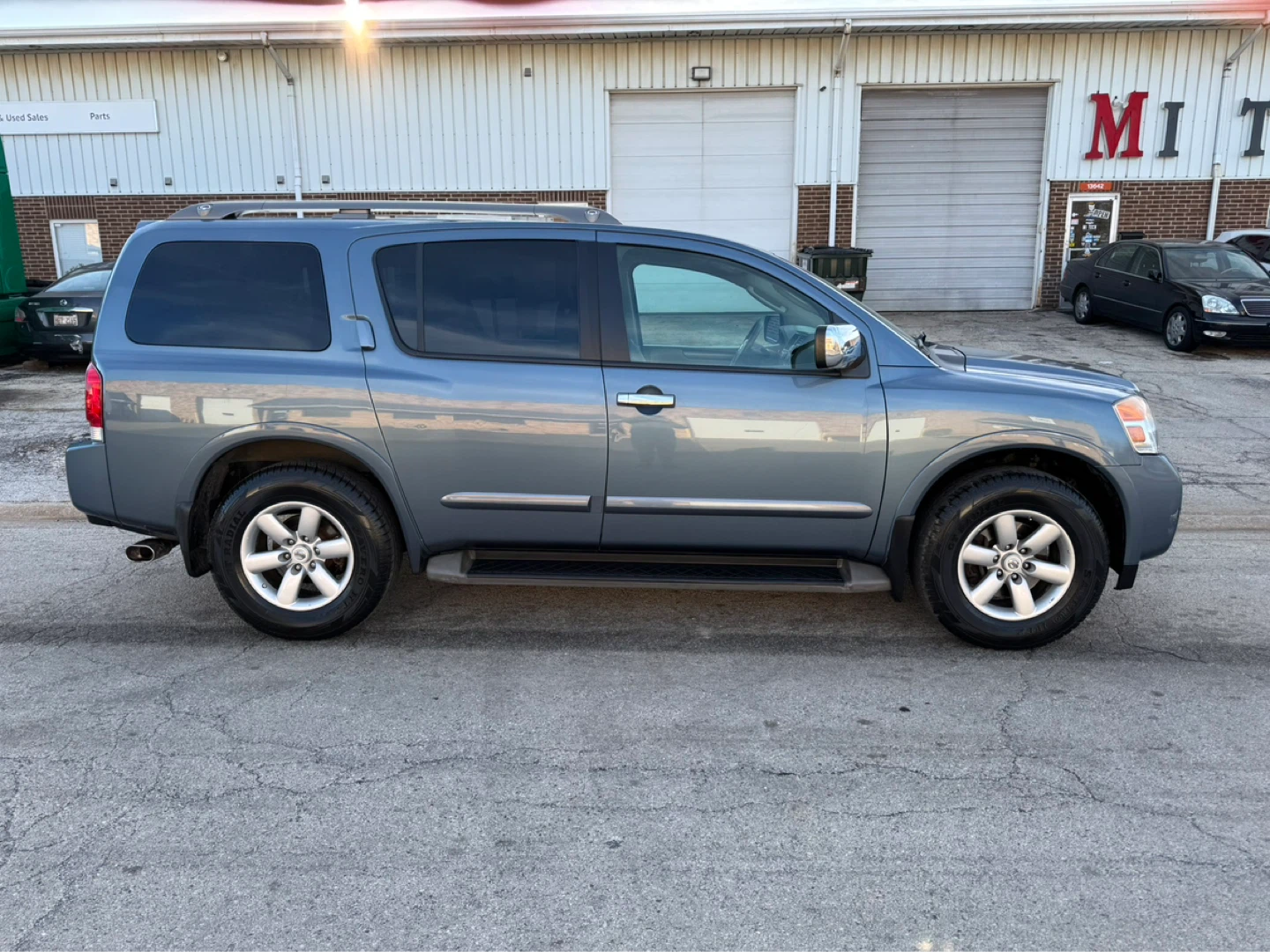 2012 Nissan Armada · SV Sport Utility 4D - photo 2