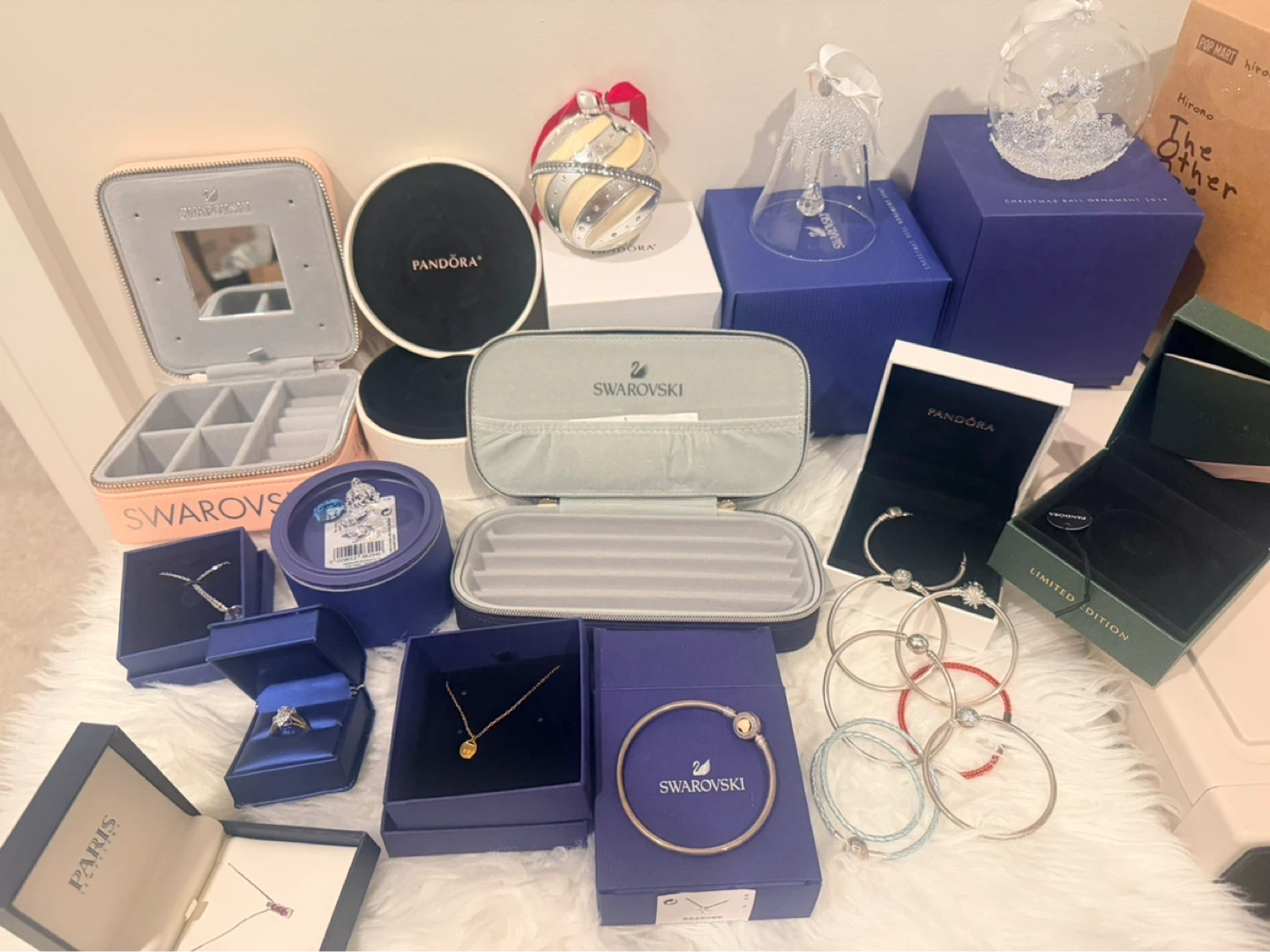 Swarovski & Pandora Jewelry Sale Necklaces, Rings, Charms, Boxes