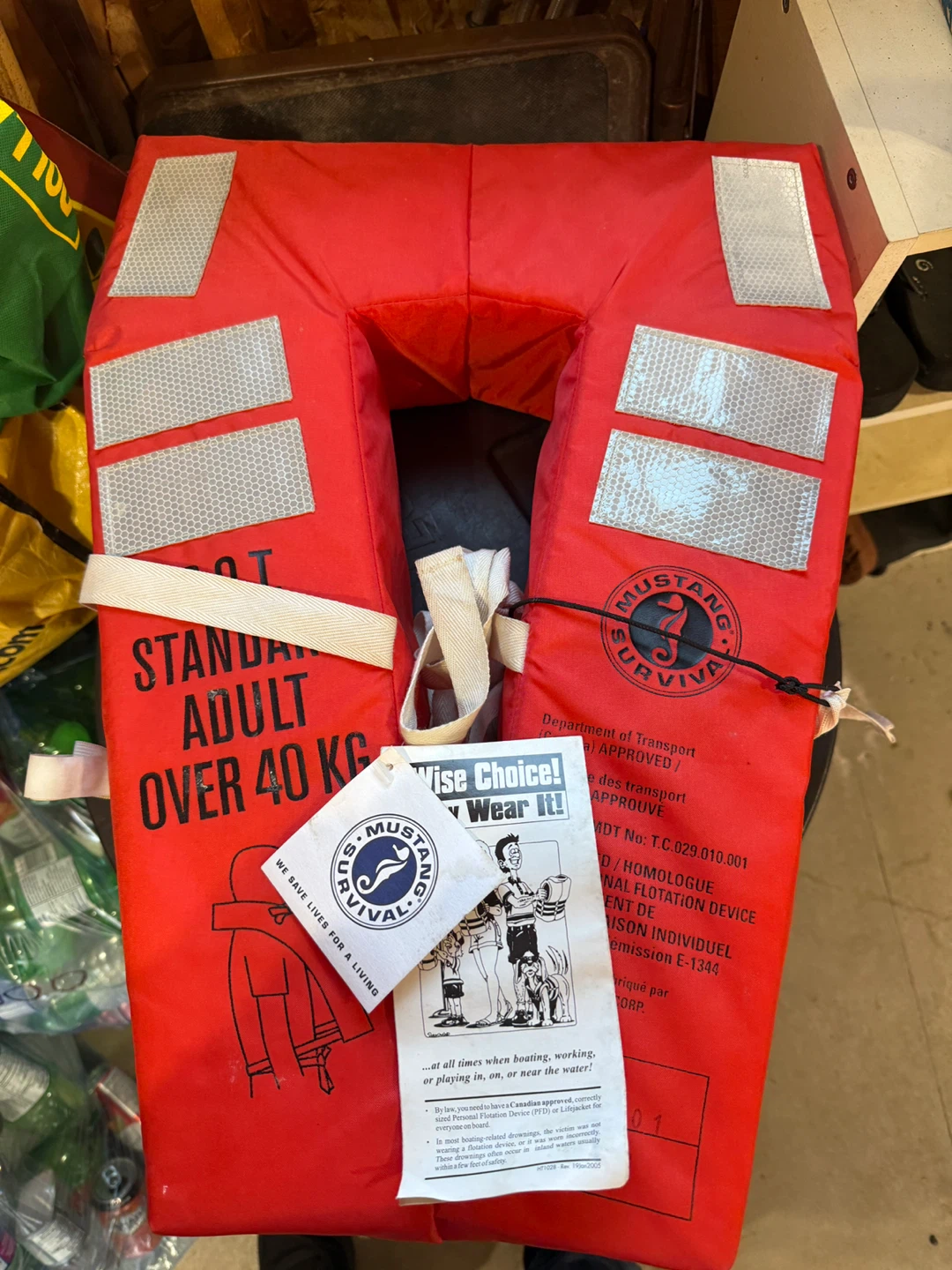 Mustang Survival Adult Life Jacket - photo 2