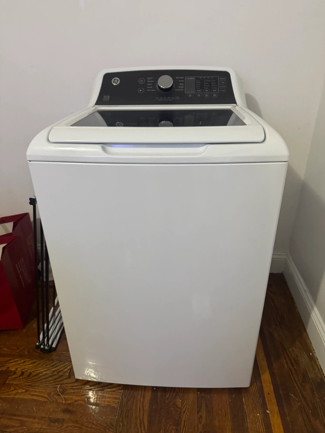 GE White Top Load Washing Machine - 46" H x 27" W