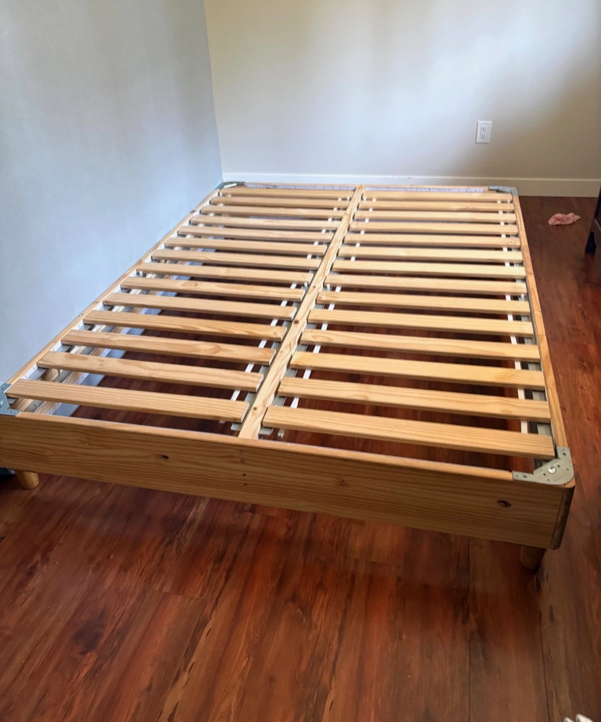 Ikea Queen  frame base *FREE Delivery - photo 2