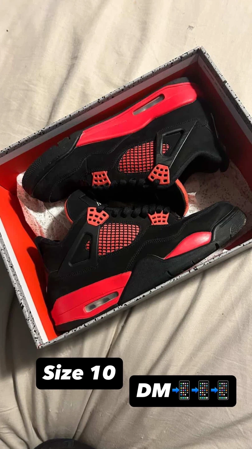Air Jordan 4 "Bred" Size 10