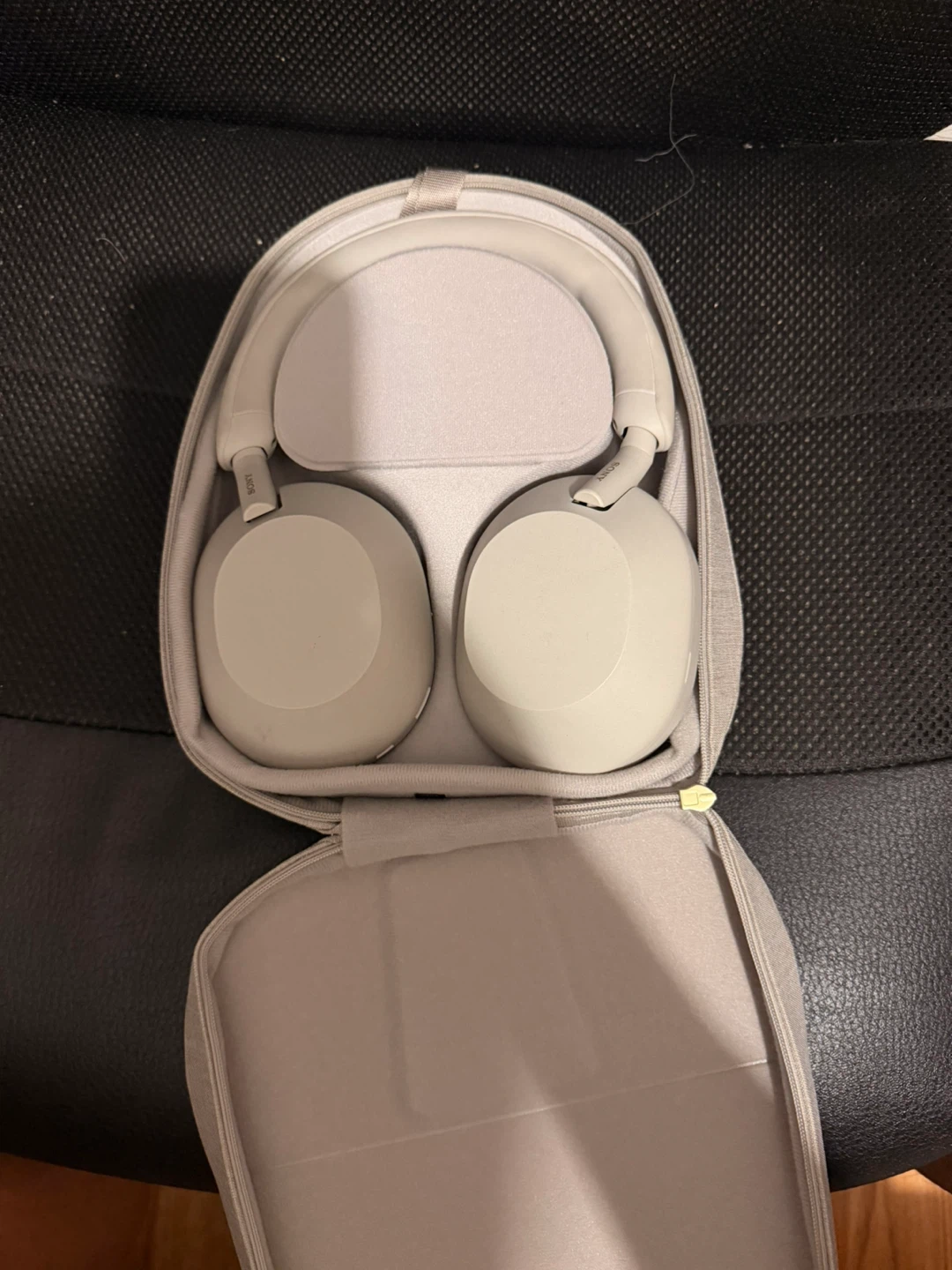 Sony WH-1000XM5 Wireless Noise Cancelling Headphones - photo 3