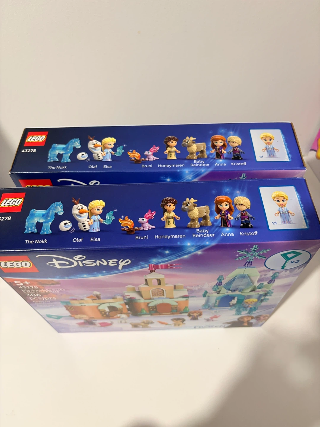LEGO Disney Frozen Mini Arendelle Castle 43278 (2 Sets) - photo 3