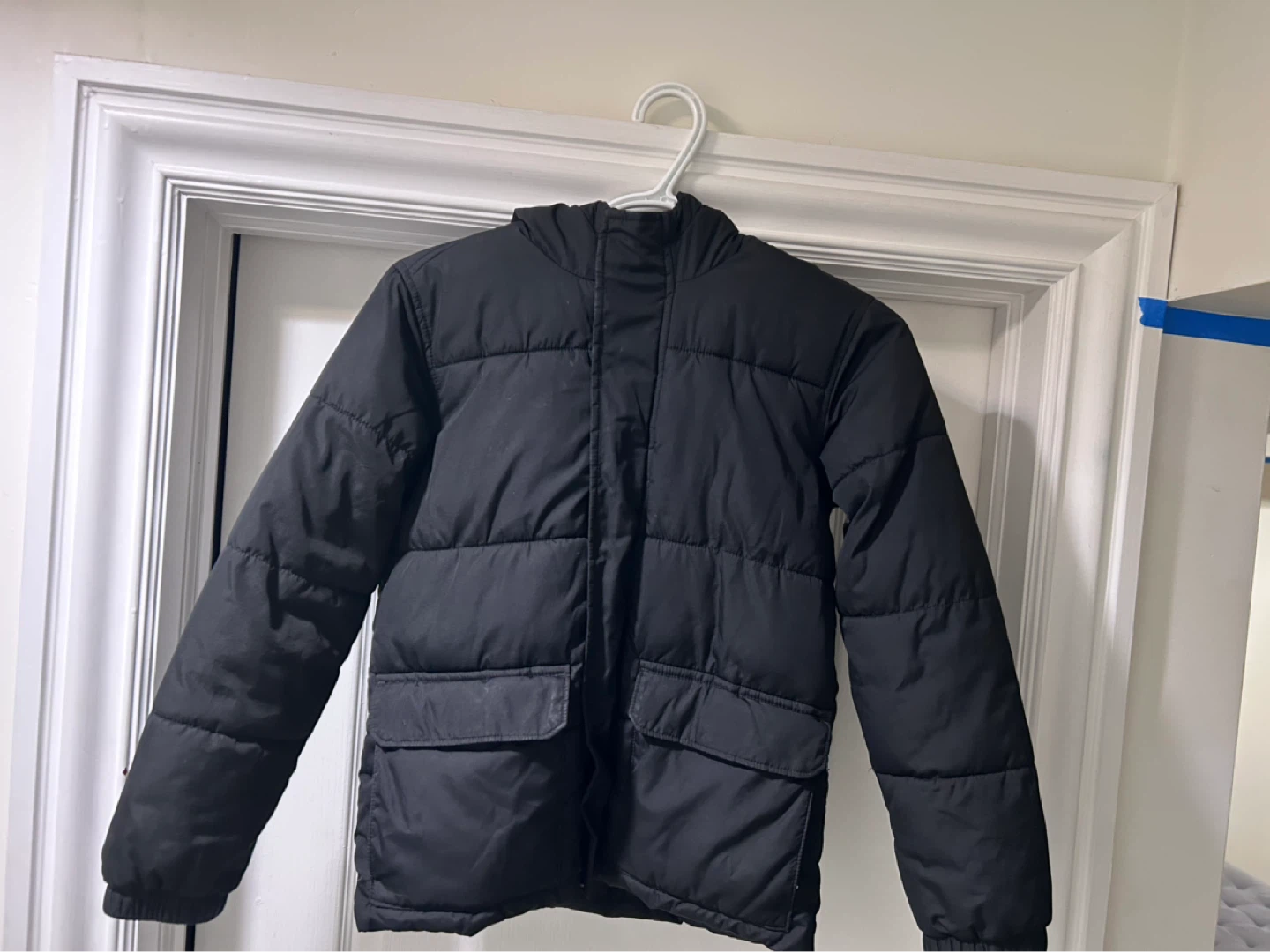 Old Navy Black Puffer Jacket - Size M (8)