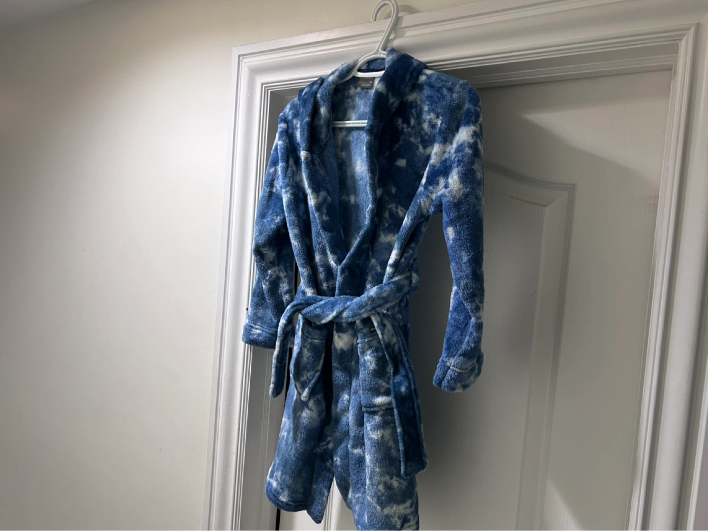 Eddie Bauer Kids Robe Size 7/8