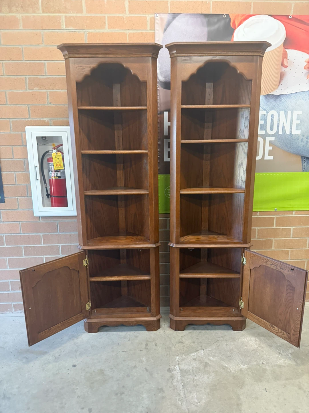 Pair of Wooden Corner Bookshelf Cabinets - photo 2