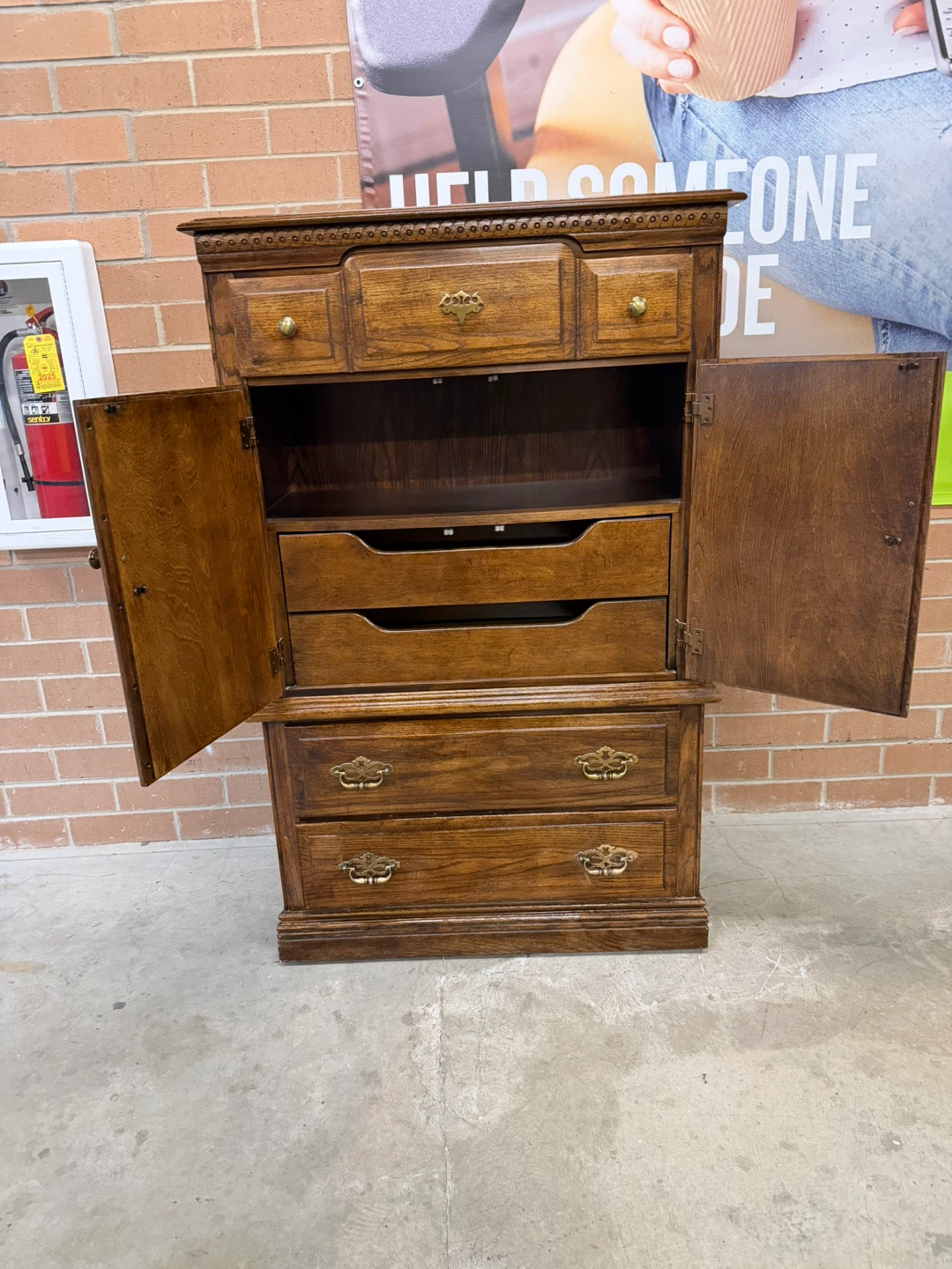 Vintage Solid Oak Armoire Dresser - photo 3