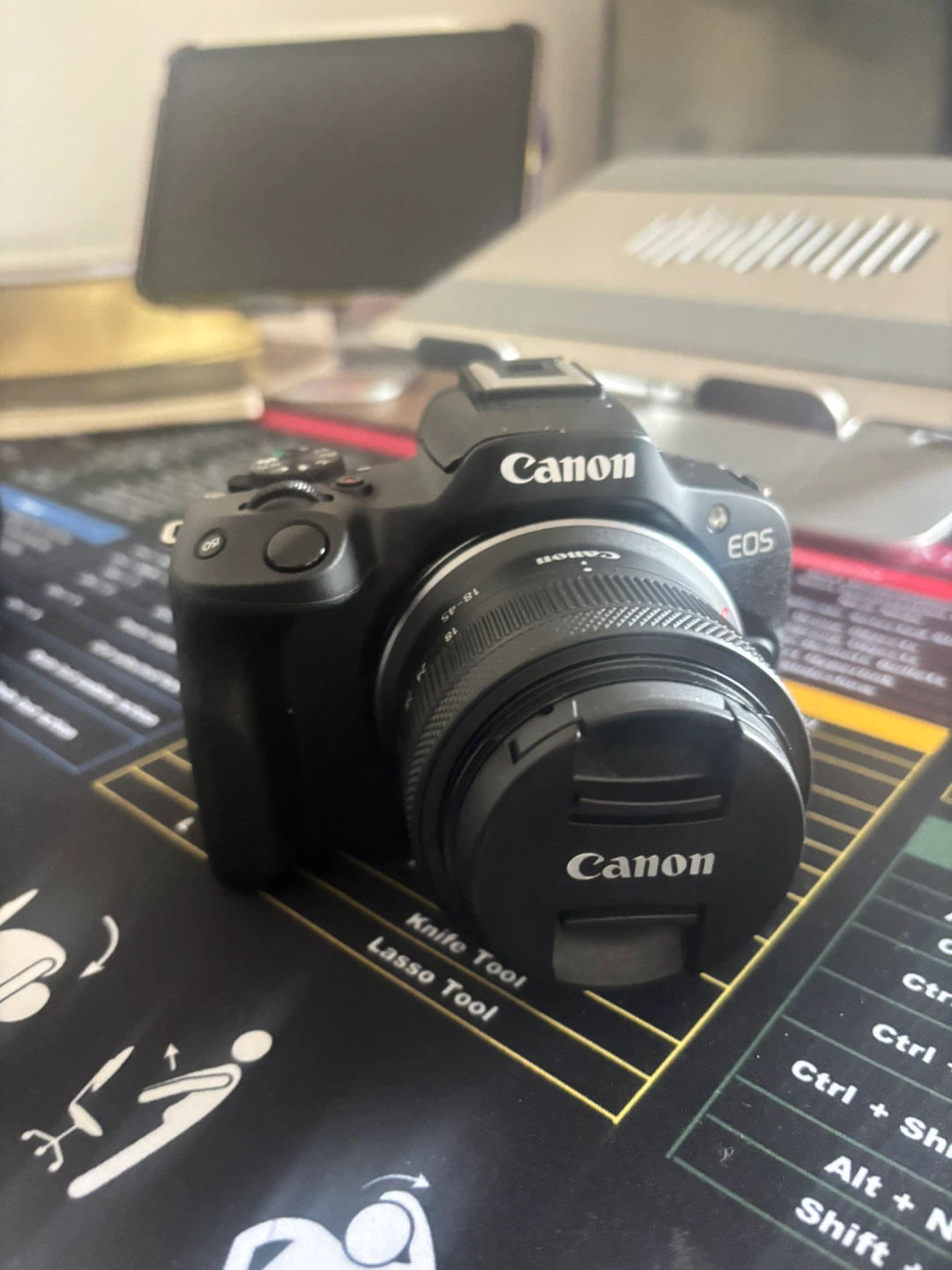 Canon EOS R50 Mirrorless Camera with 18-45mm Lens