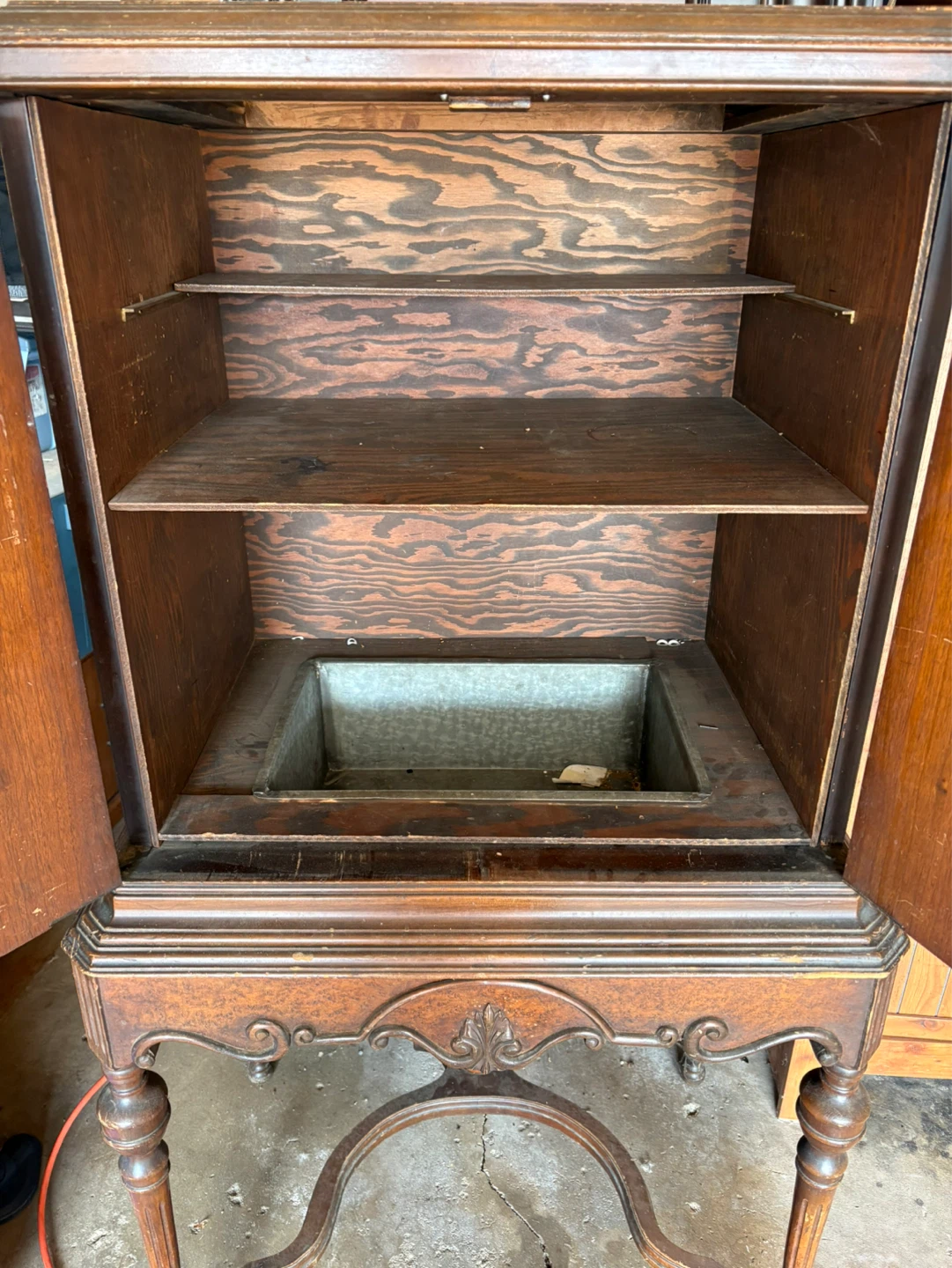 Antique Art Deco Wooden Wine Cabinet Furniture