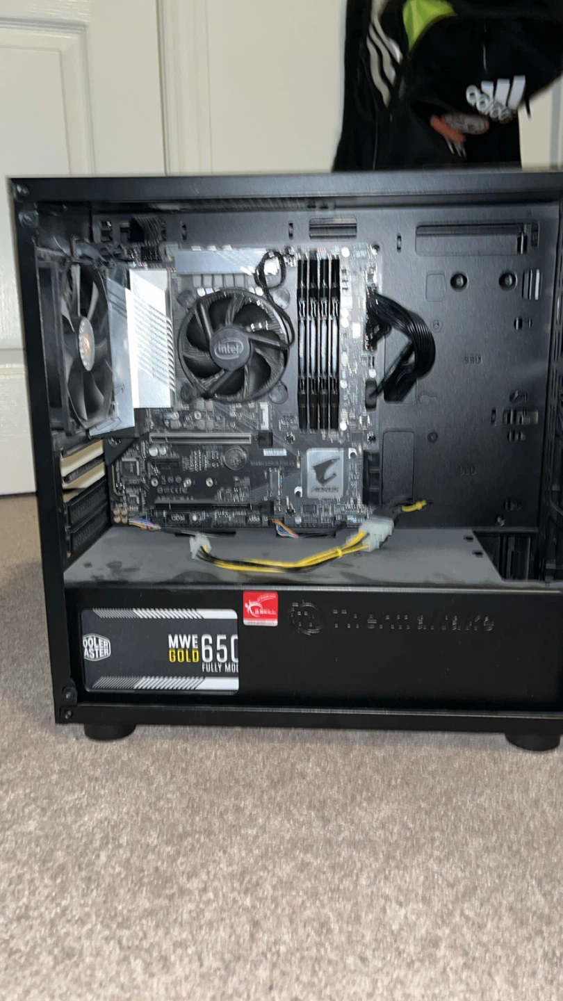 Aorus Thermaltake ATX Computer