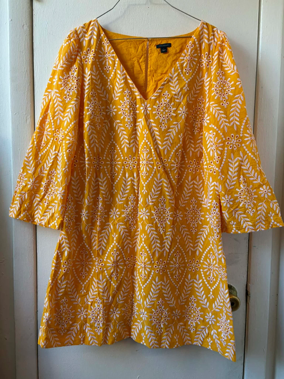 Ann Tailor size L