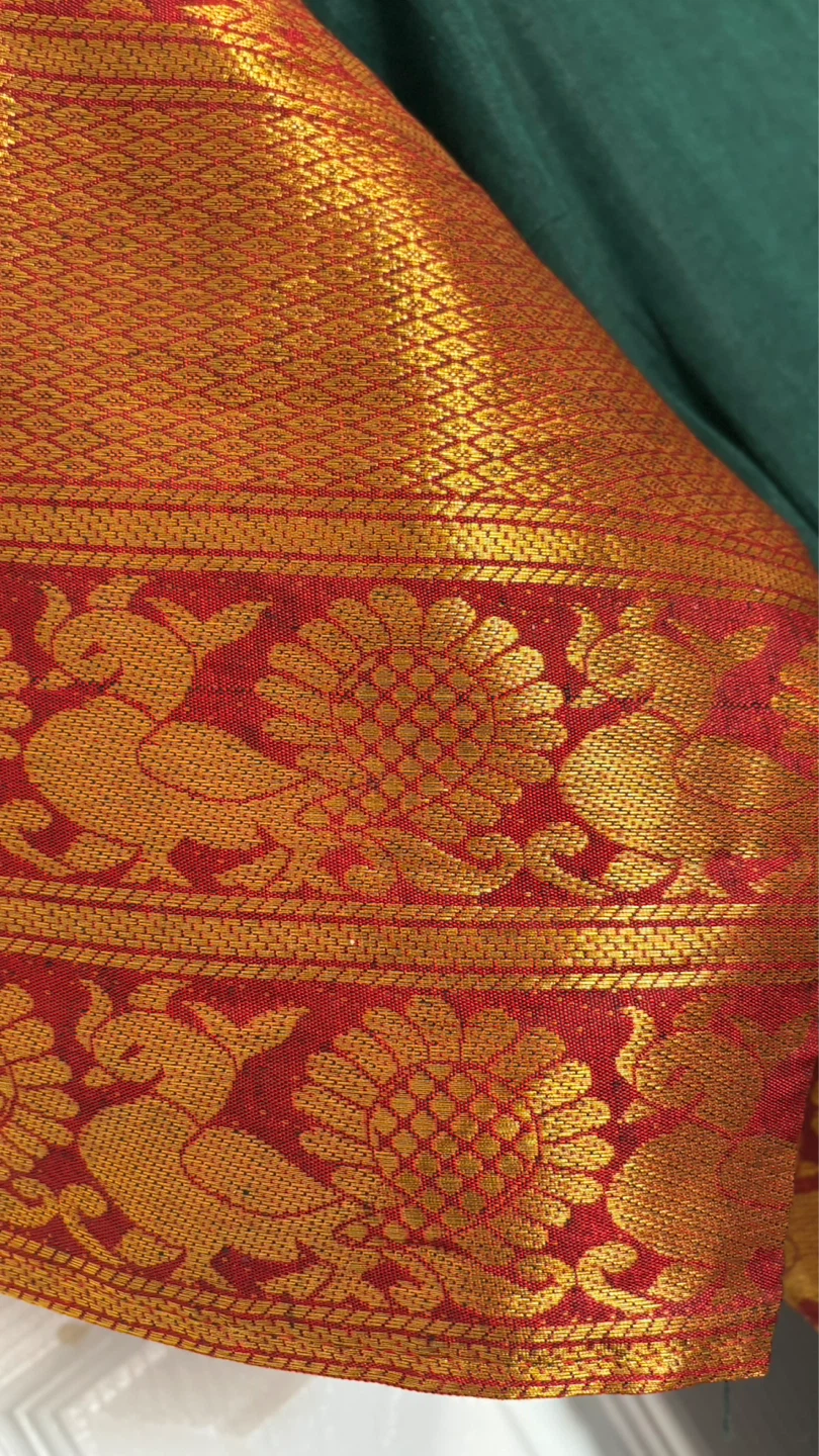 Women's Green and Gold Dress - photo 2