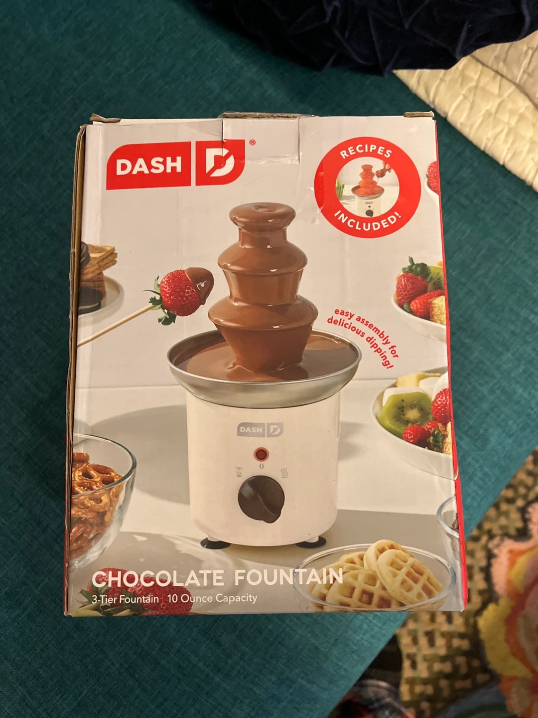 Dash 3-Tier Chocolate Fountain - 10 oz Capacity