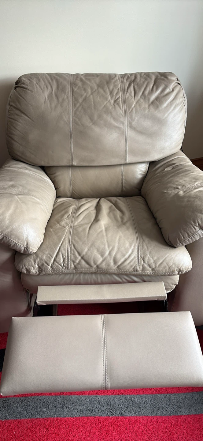 Taupe Leather Recliner Chair - photo 2