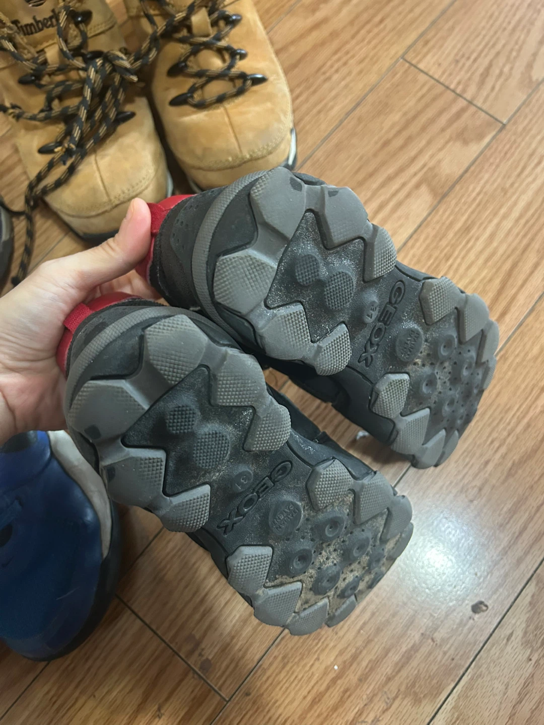 All for $30 Kids Shoes Bundle -Nike, Geox , Kamik, Timberland - photo 5