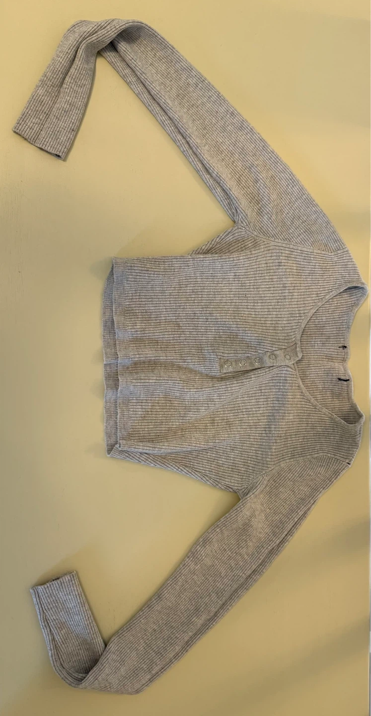 Grey Ribbed Cropped Cardigan
