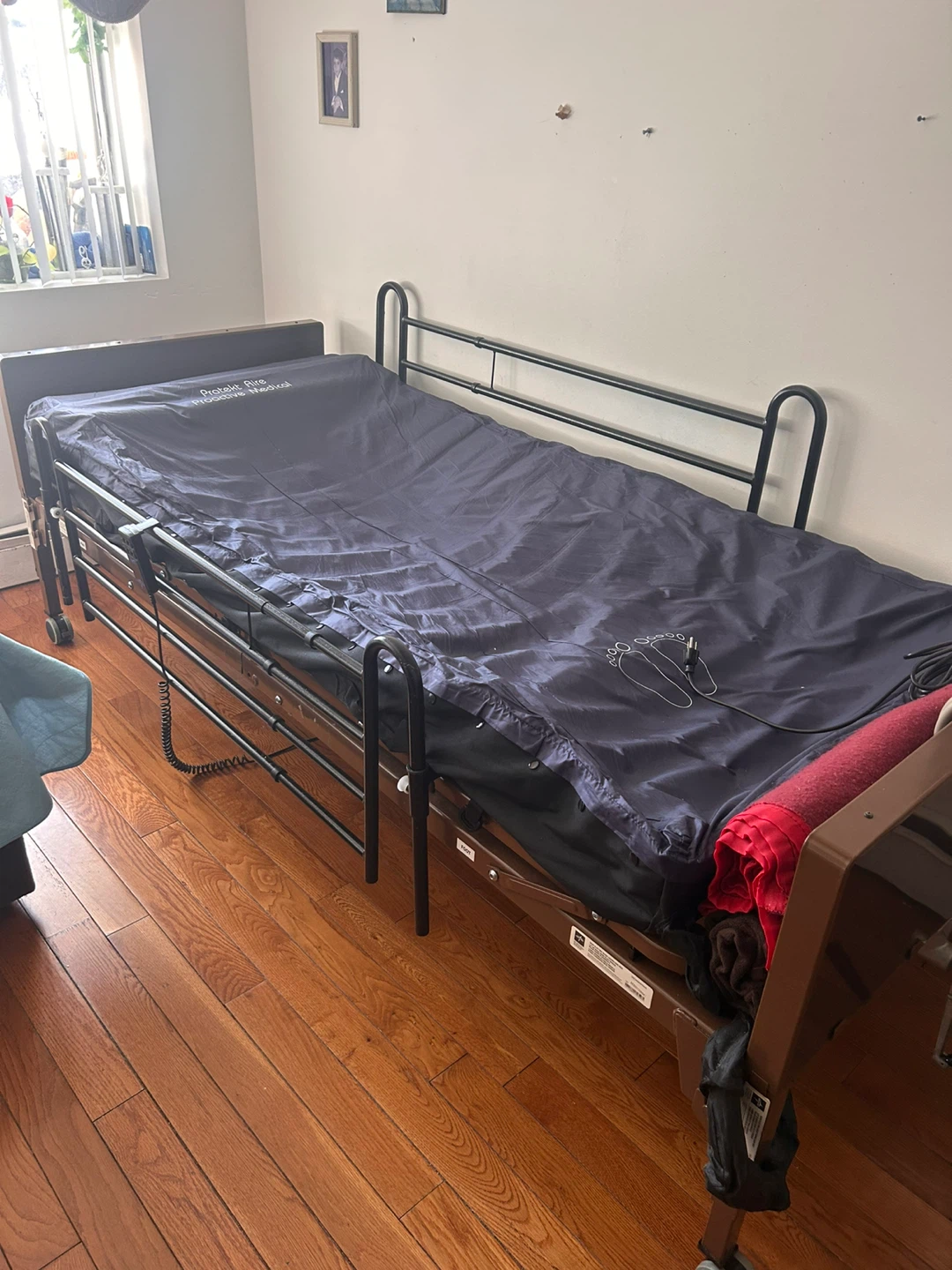 Bed Frames - photo 3