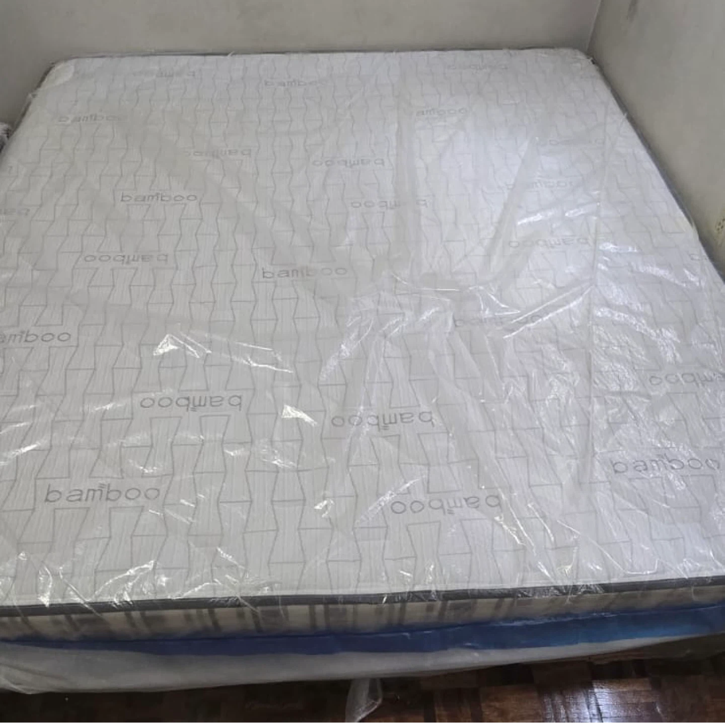 King size mattress - photo 5