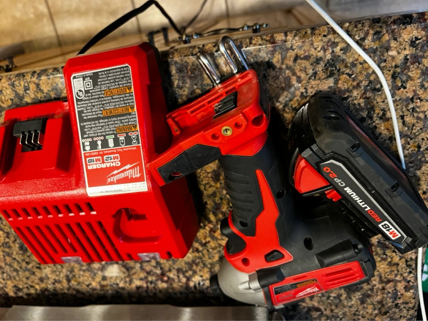 Milwaukee M12/M18 Lithium-ion Battery Charger CP2.0