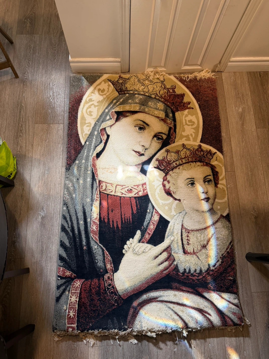 Tapestry Wall Hanging - Madonna and Child - photo 4
