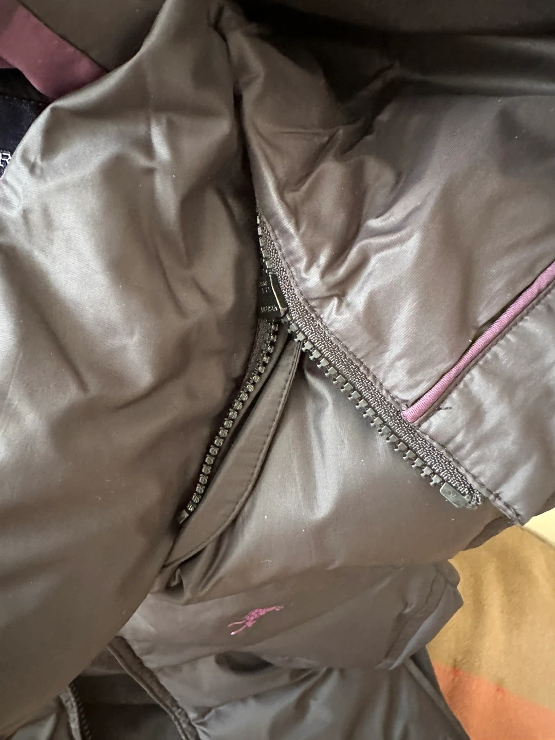 Authentic Burberry Golf Puffer Vest - photo 5
