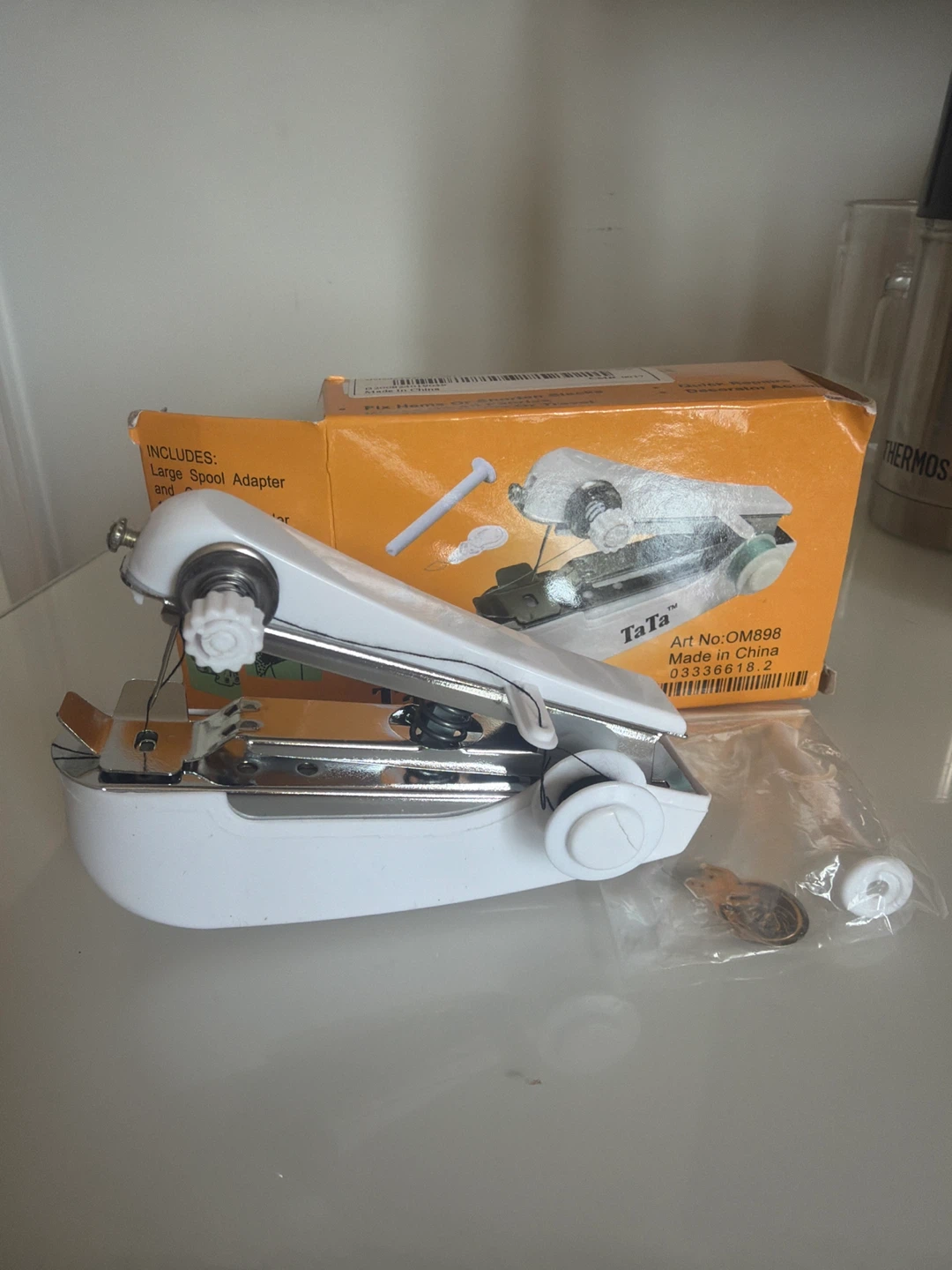 Ta Ta Handheld Sewing Machine OM898 - photo 2