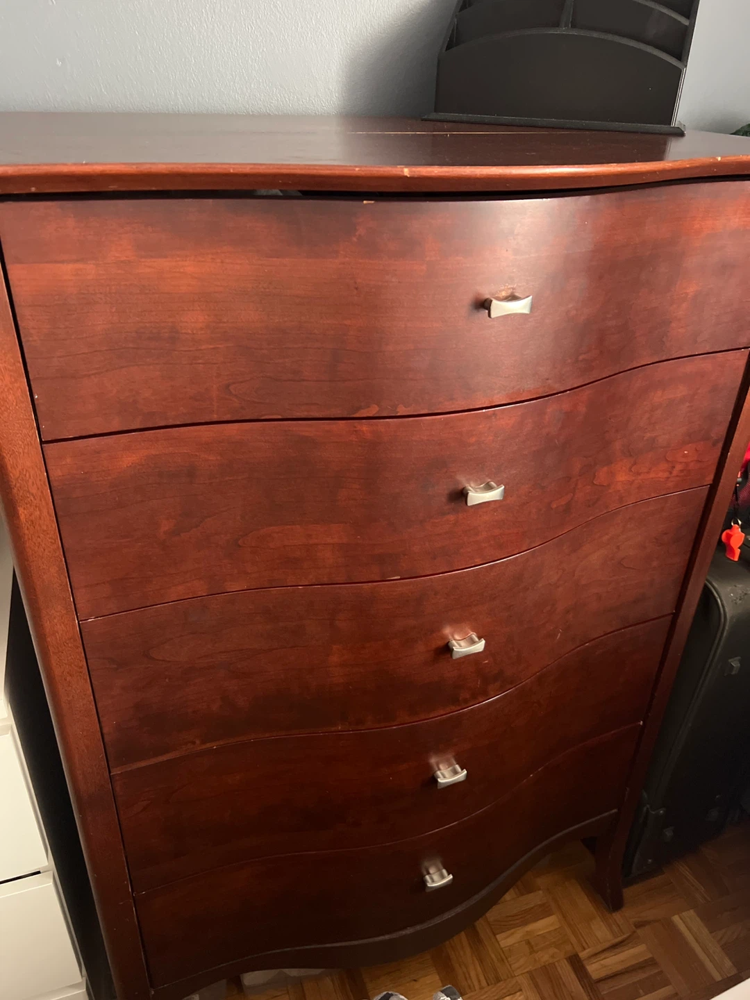 Wooden 5-Drawer Dresser