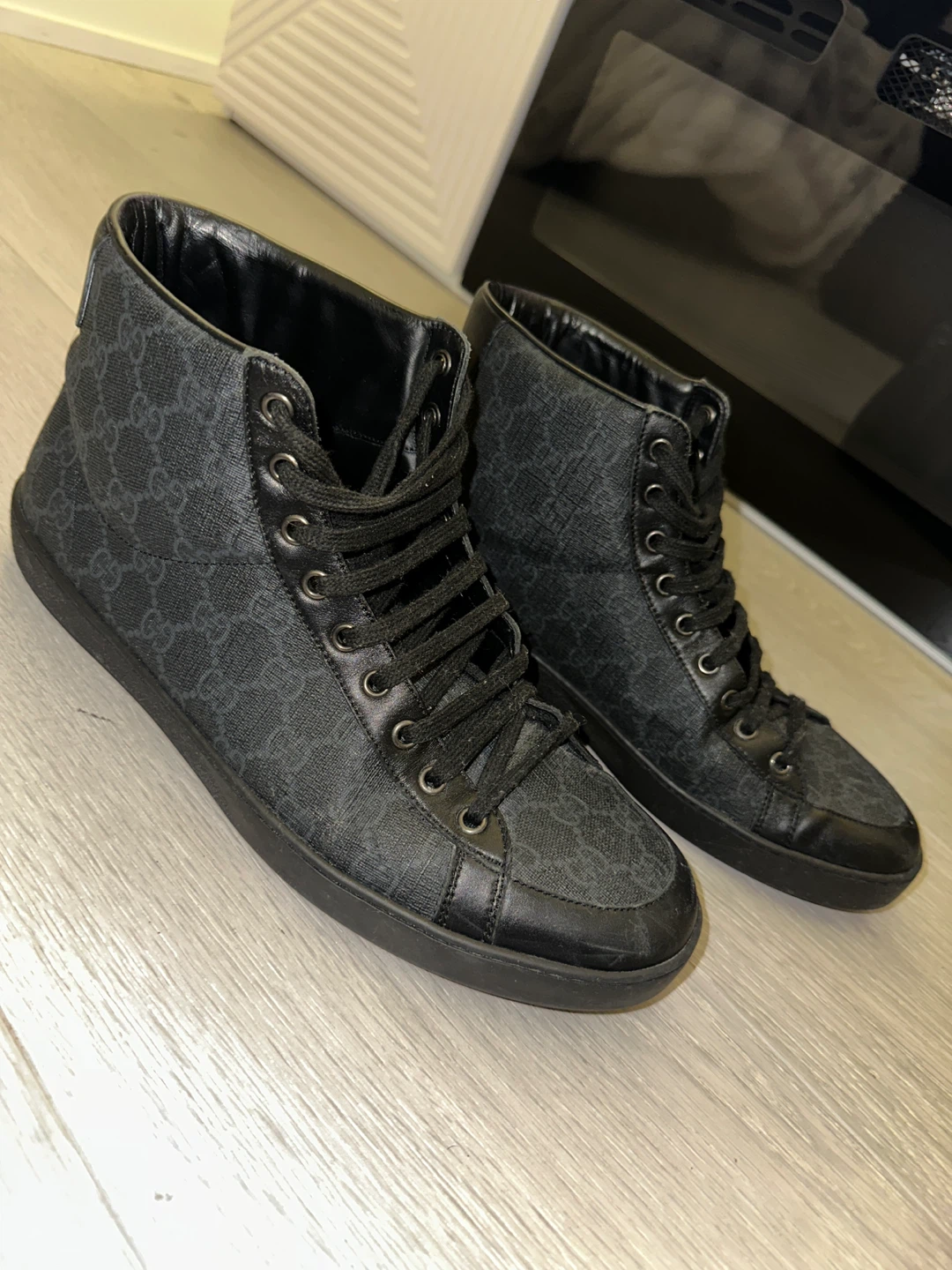 Gucci High-Top Sneakers