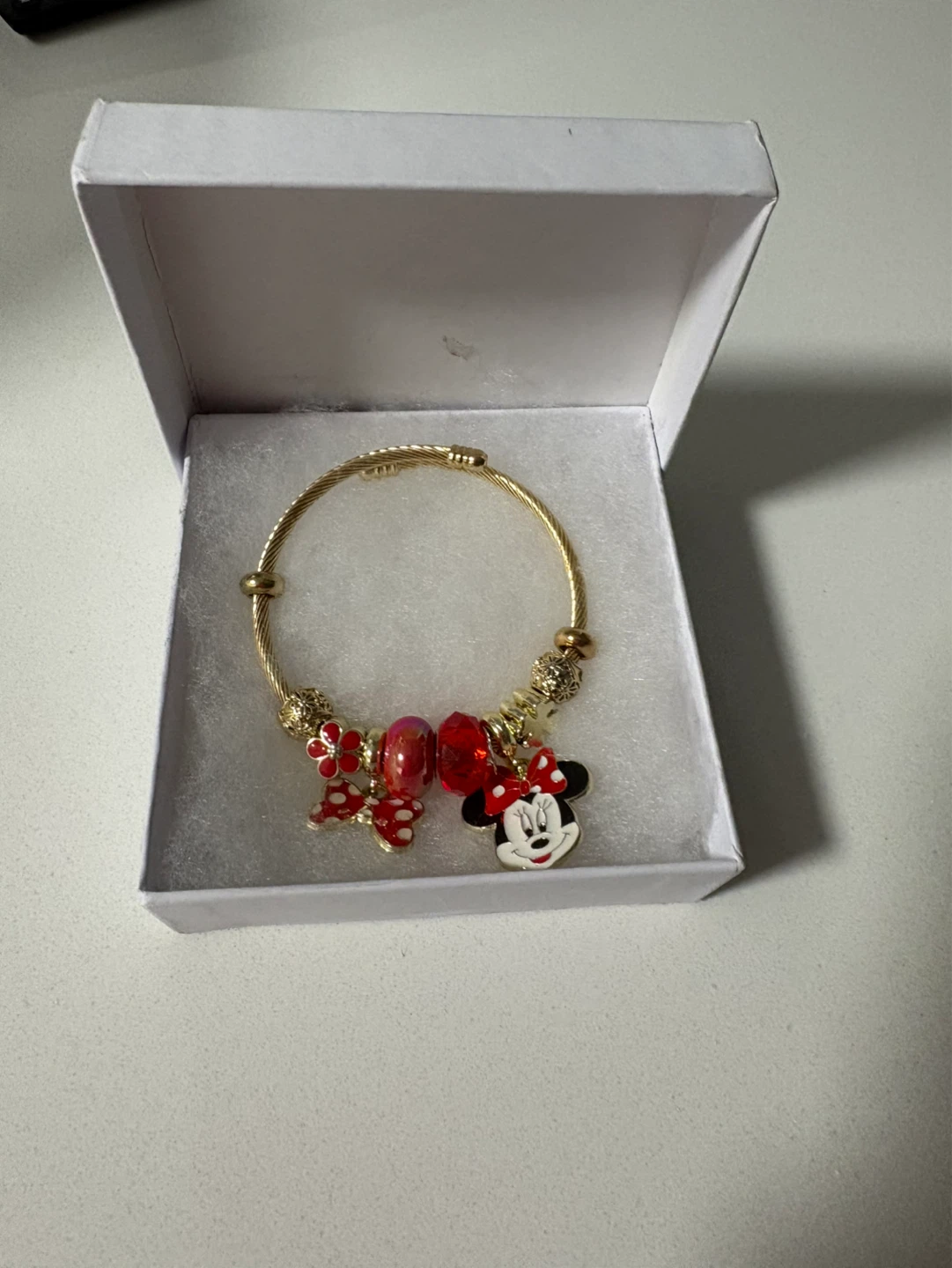 Bracelet à breloques Minnie Mouse doré - photo 4