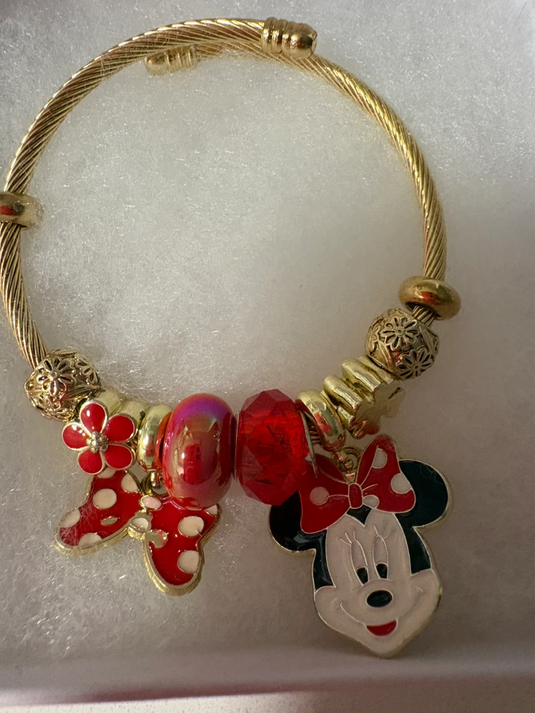 Bracelet à breloques Minnie Mouse doré - photo 2