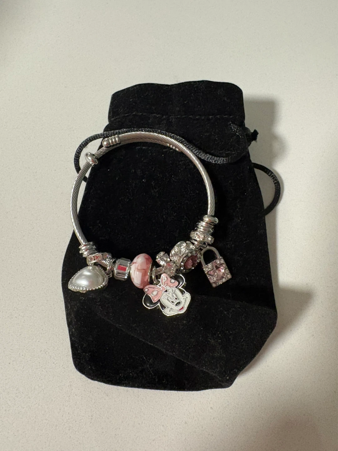 Bracelet à breloques Minnie Mouse rose et argent - photo 4
