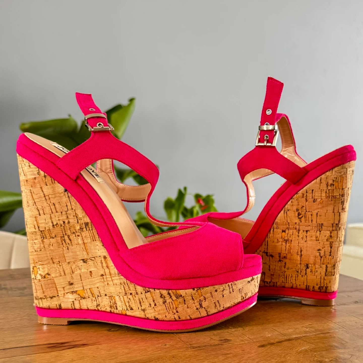 Hot Pink Wedge Platform Sandals with Cork Detail - photo 4