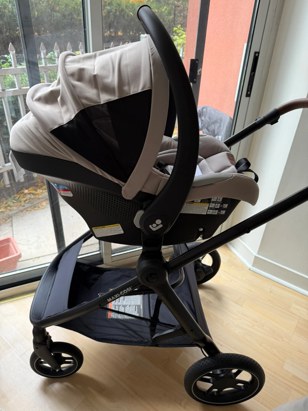 Maxi-Cosi Zelia Luxe Stroller and Car Seat Travel System