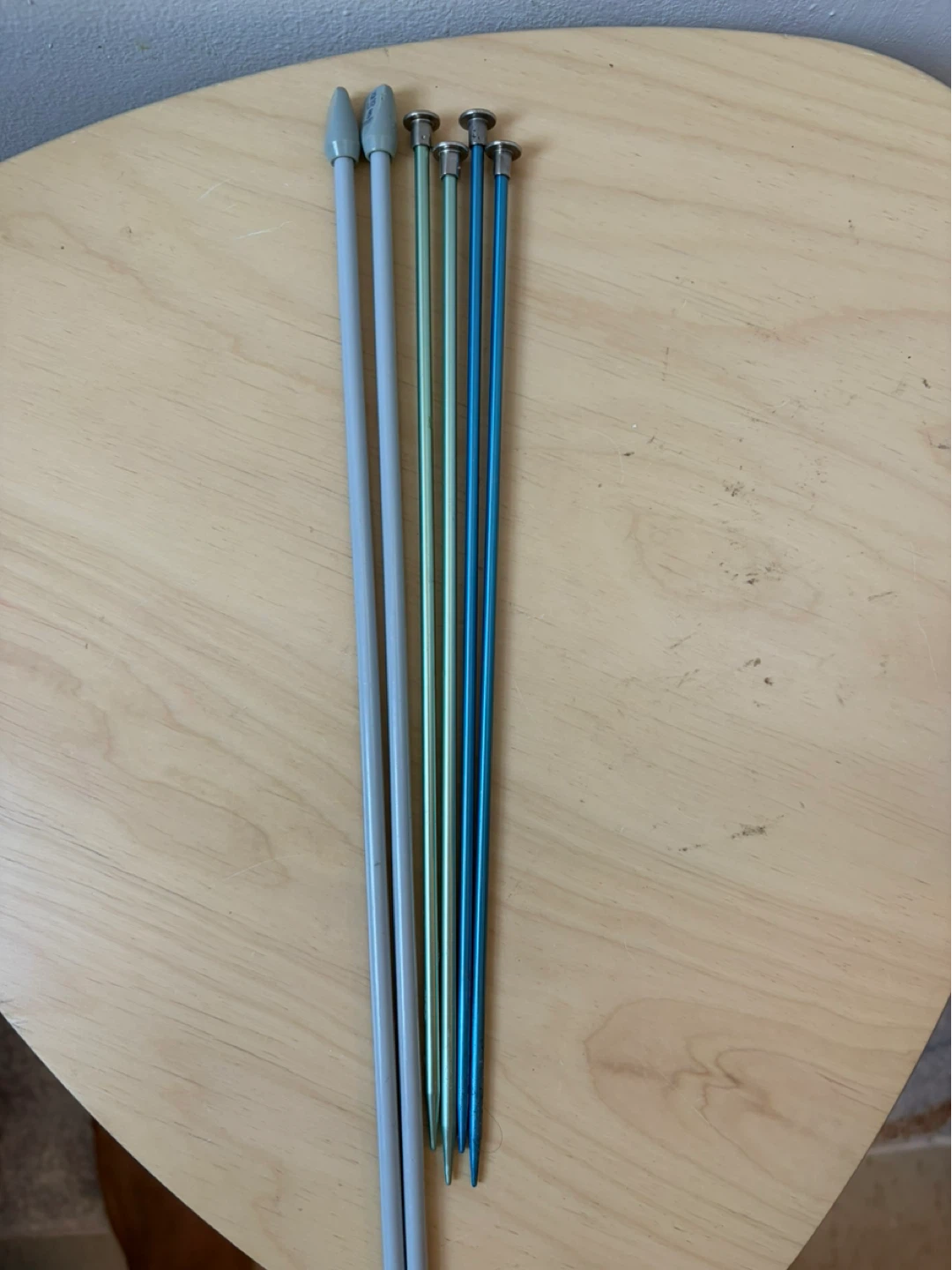 3 pairs of Knitting needles