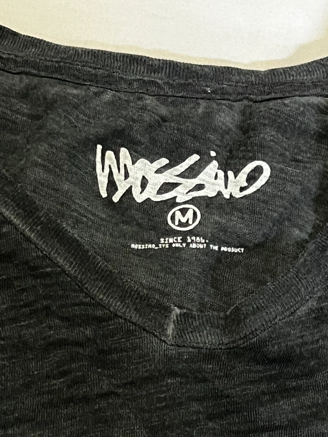 Mossimo V-Neck Men T-Shirt - photo 3