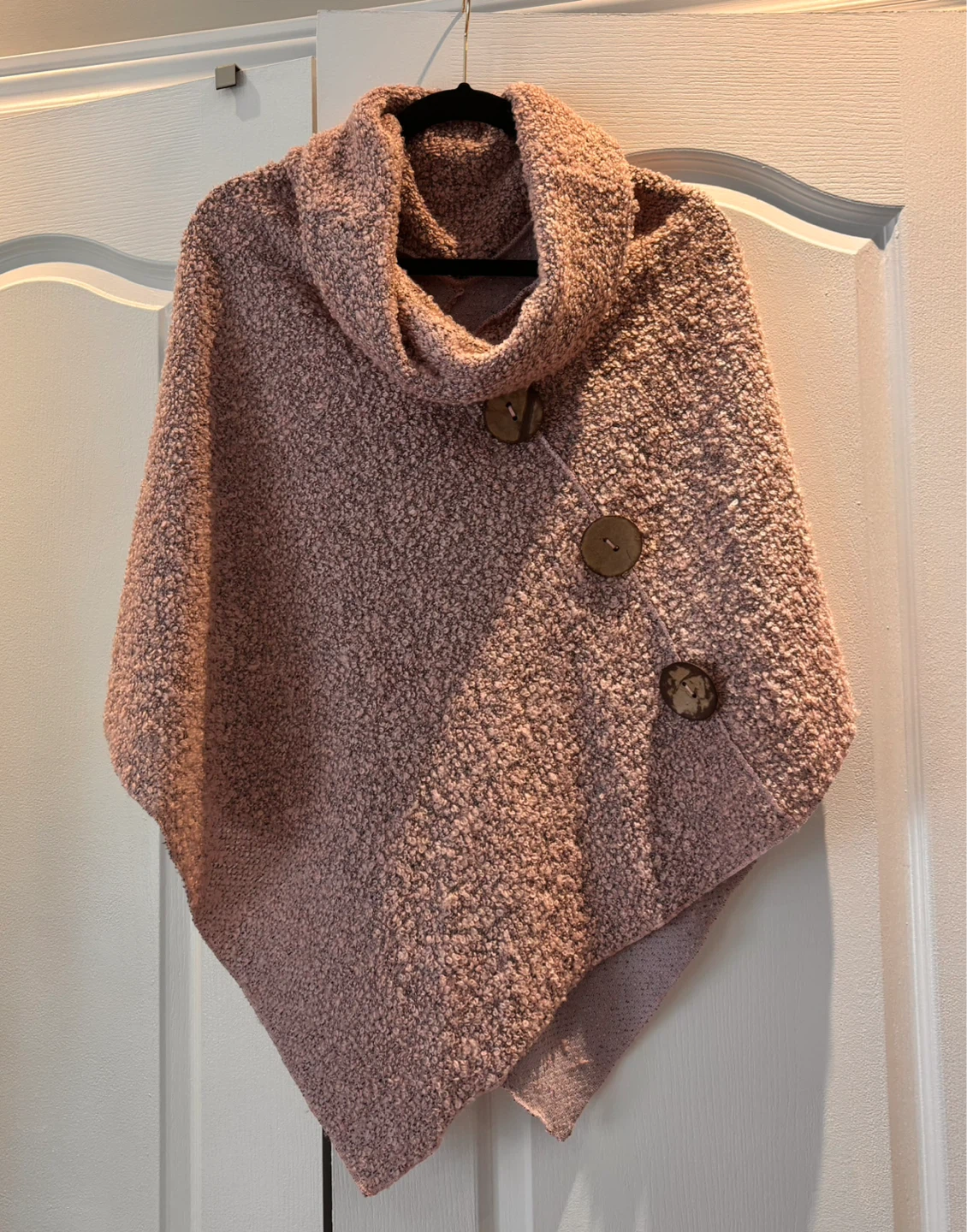 Cozy boucle poncho/sweater dusty rose