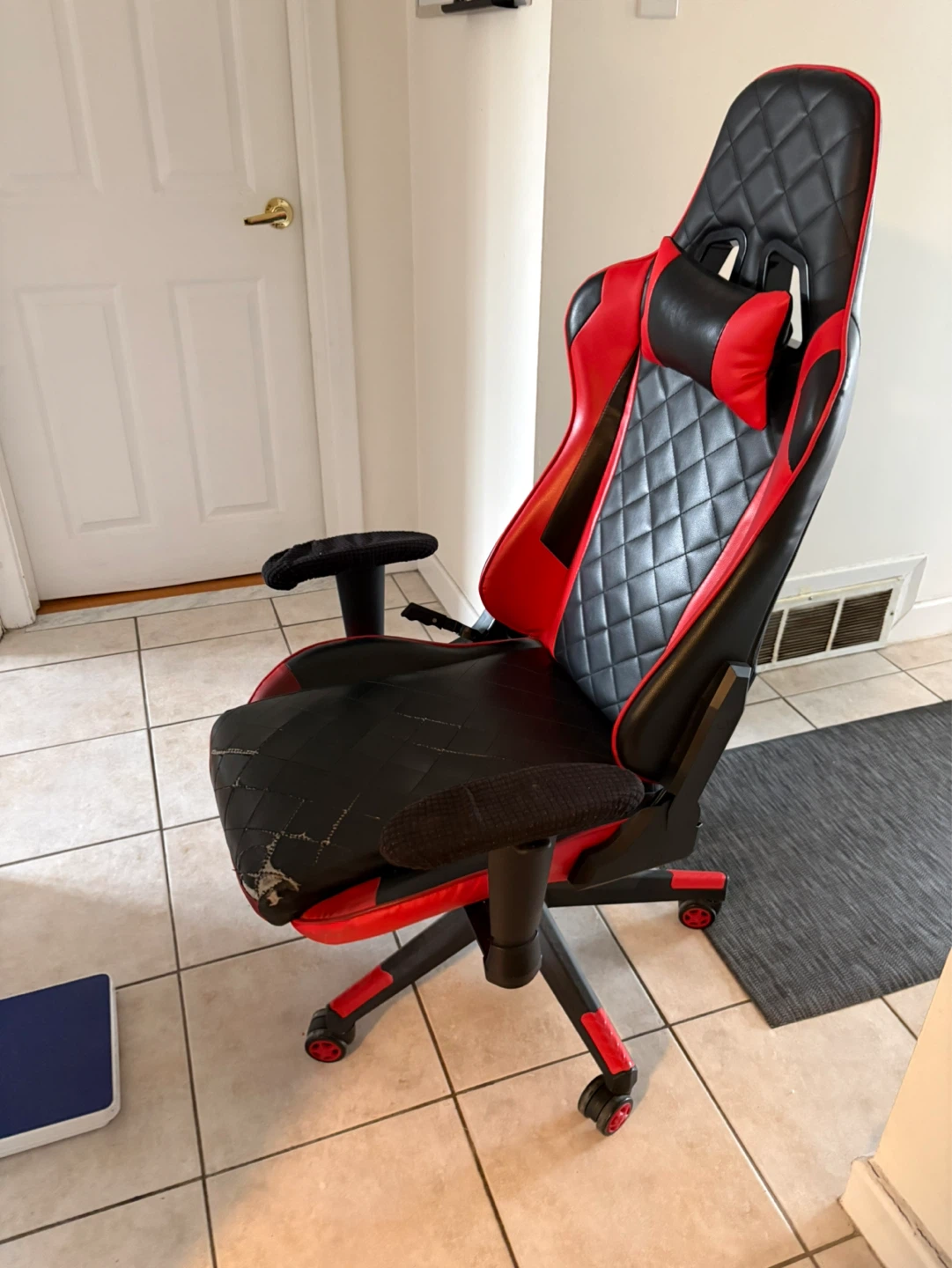 Red and Black Gaming Chair - photo 3