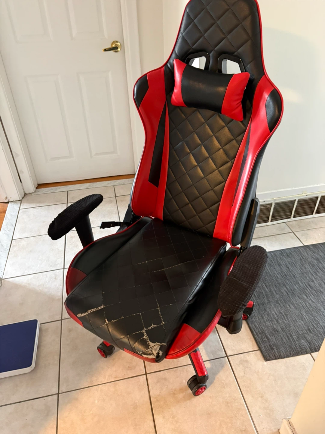 Red and Black Gaming Chair - photo 2