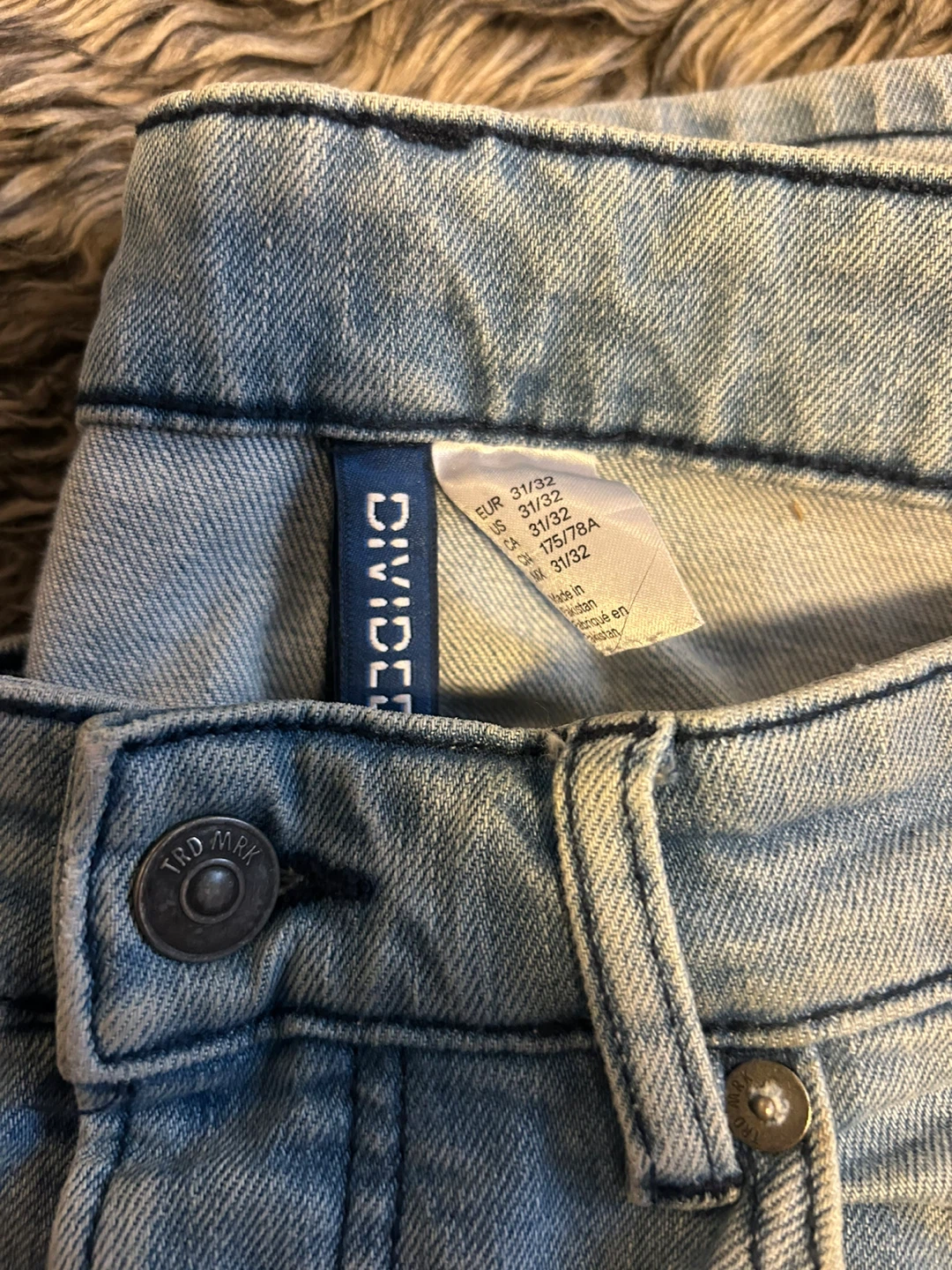 Divided Light Wash Moto Jeans - photo 3