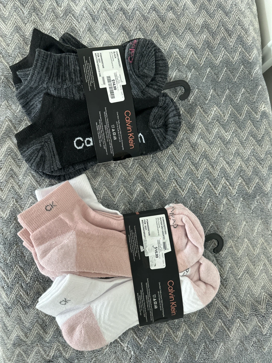 Calvin Klein Women's No-Show Socks 6-Pack - photo 2